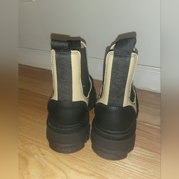 NEW GANNI CLEATED LOW CHELSEA BOOTS SIZE 37 - Picture 10 of 10